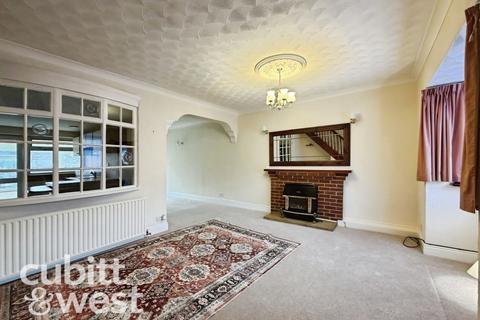 3 bedroom terraced house to rent, Silvester Road Waterlooville PO8