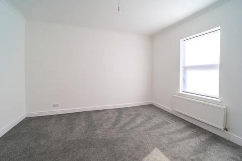 2 bedroom mews to rent, Old Mews, Clarendon Street, Bedford