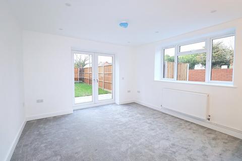2 bedroom maisonette for sale, Fleet Road, FARNBOROUGH GU14