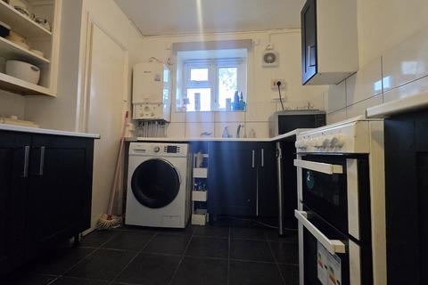 1 bedroom apartment to rent, Openshaw Road, London