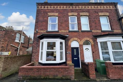 4 bedroom end of terrace house for sale, Caledonia Street, Scarborough, YO12