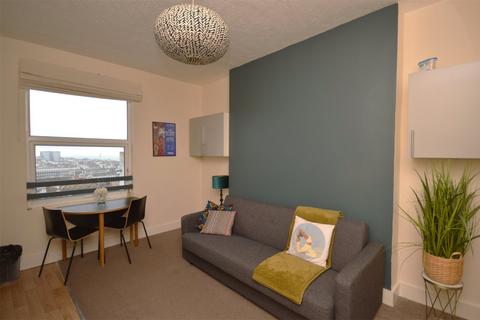 1 bedroom apartment to rent, Buckingham Road, Brighton BN1