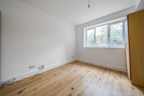1 bedroom flat to rent, Linden Grove, London, SE15