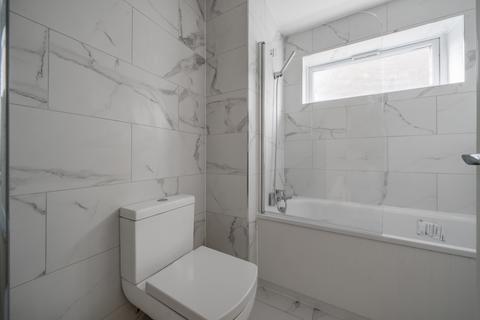 1 bedroom flat to rent, Linden Grove, London, SE15