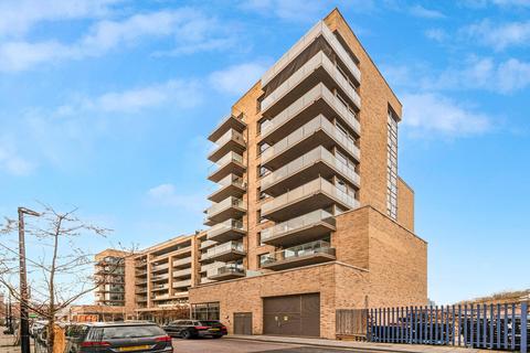 undefined, Hemming Street, London, E1
