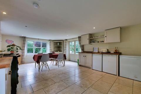undefined, Weald, Bampton, OX18