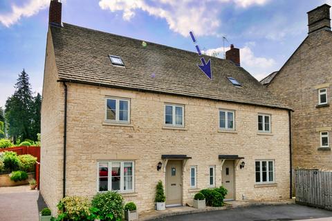 3 bedroom semi-detached house to rent, The Woodbine, Cirencester, GL7