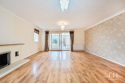 3 bedroom end of terrace house for sale, Lady Lane, Chelmsford