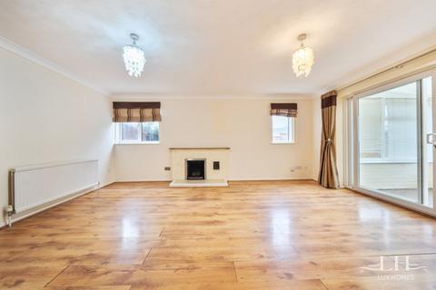 3 bedroom end of terrace house for sale, Lady Lane, Chelmsford