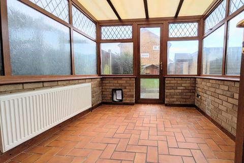 3 bedroom semi-detached house for sale, Farmleigh Avenue, Great Clacton