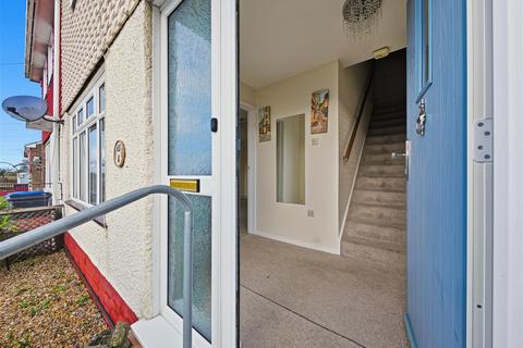 2 bedroom house for sale, Millmead Road, Margate