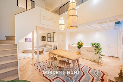 2 bedroom apartment for sale, Victory Road, Wanstead E11