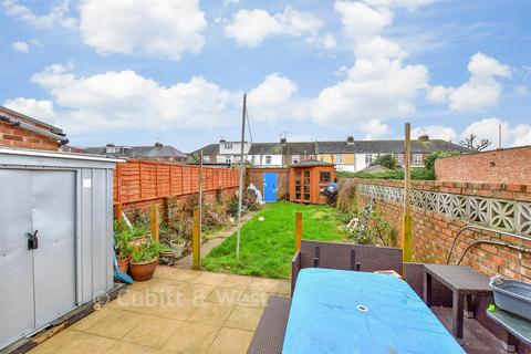3 bedroom terraced house for sale, Battenburg Avenue, Portsmouth, Hampshire