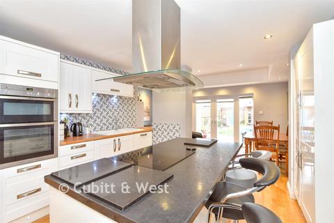 3 bedroom terraced house for sale, Battenburg Avenue, Portsmouth PO2