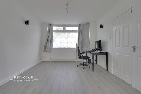 3 bedroom semi-detached house for sale, Hillingdon, UB10