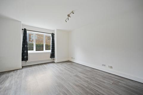 undefined, Westmoreland Drive, Sutton, SM2