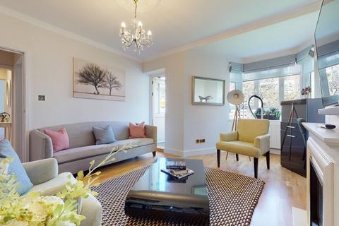 3 bedroom flat to rent, Canning House, Australia Road, London W12