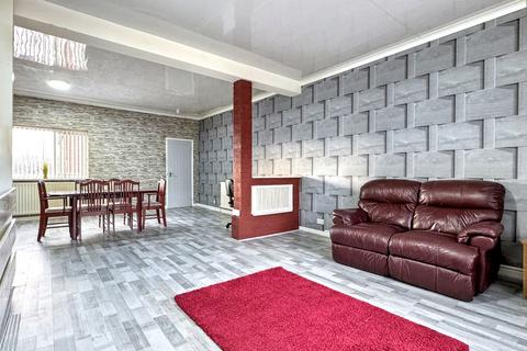 2 bedroom maisonette for sale, East View, Boldon Colliery, Tyne and Wear, NE35 9AU