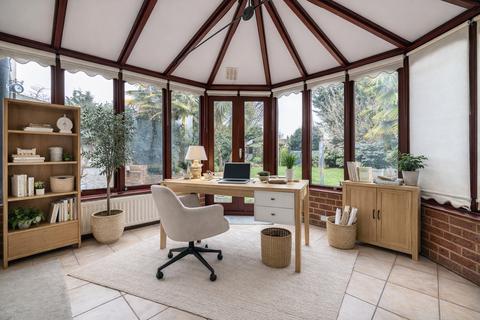 3 bedroom semi-detached house for sale, Greenside, Maidstone, ME15