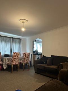 2 bedroom flat for sale, London, RM6