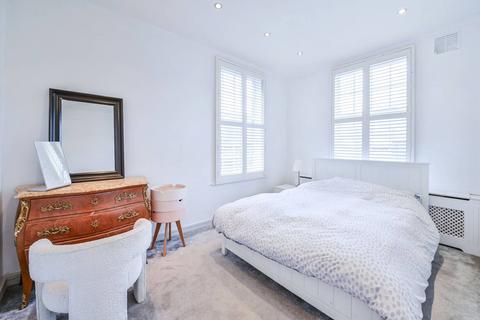 undefined, St Georges Court, Chelsea, London, SW3