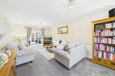 4 bedroom detached house for sale, Wilson Way, Burton-On-Trent DE13