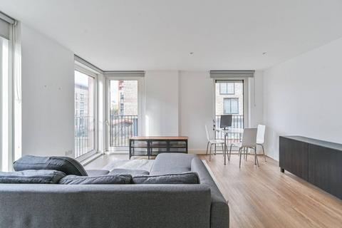2 bedroom flat to rent, Whiting Way, Canada Water, London, SE16