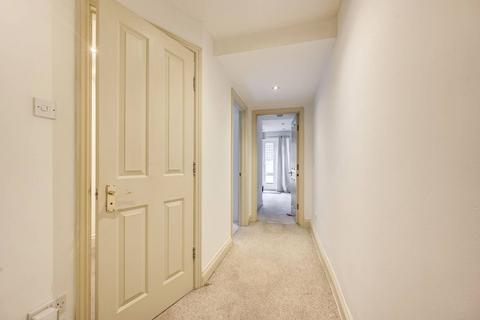 2 bedroom maisonette to rent, Hugon Road, South Park, London, SW6