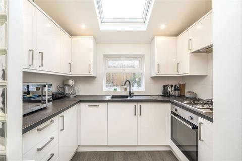 2 bedroom maisonette for sale, Eversley Road, Charlton