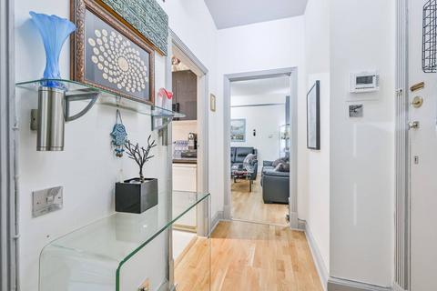 1 bedroom flat for sale, Grove Hall Court, St John's Wood, London, NW8