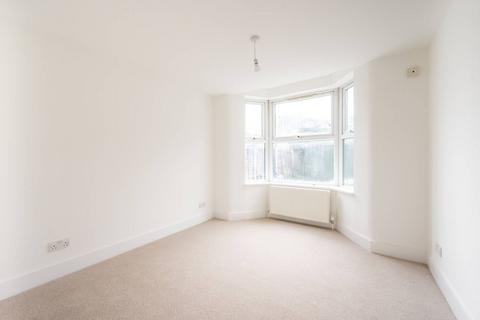2 bedroom flat to rent, Barking Road, Plaistow, London, E13