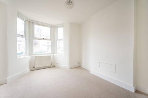 2 bedroom flat to rent, Barking Road, Plaistow, London, E13