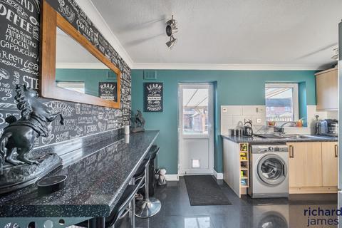 undefined, Chalgrove Field, Freshbrook, Swindon, SN5