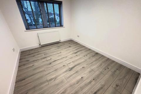 2 bedroom apartment to rent, Rock Avenue , Gillingham , ME7