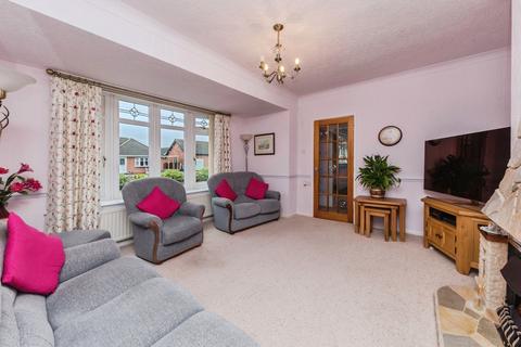 undefined, Roylance Drive, Cheshire CW10