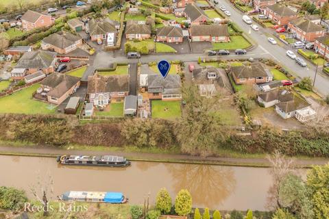 2 bedroom bungalow for sale, Roylance Drive, Cheshire CW10