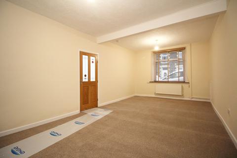 3 bedroom terraced house to rent, Abercerdin Road Gilfach Goch CF39 8RP