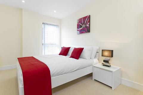 2 bedroom flat to rent, Turner Street, London E16