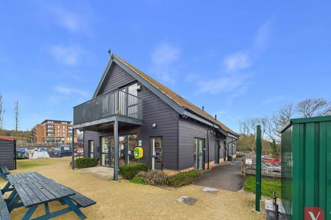 undefined, Campbell Wharf Marina, Milton Keynes MK15