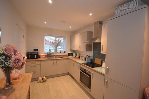 2 bedroom semi-detached house for sale, Strickland Close, Washbrook, Ipswich, IP8