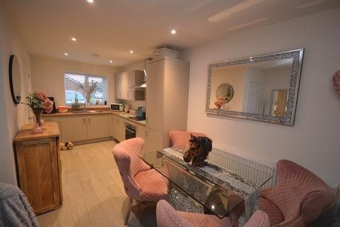 2 bedroom semi-detached house for sale, Strickland Close, Washbrook, Ipswich, IP8