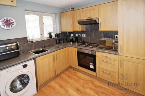 2 bedroom end of terrace house for sale, Hillthorpe Court, West Yorkshire LS10