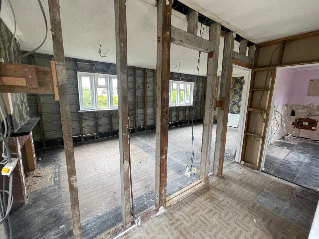 Ground floor in shell condition