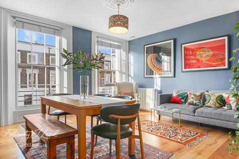 3 bedroom duplex for sale, New North Road, London