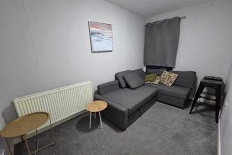 2 bedroom flat to rent, Hedley Street, Maidstone ME14