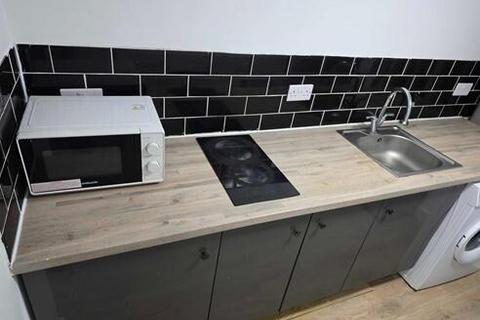 2 bedroom flat to rent, Hedley Street, Maidstone ME14