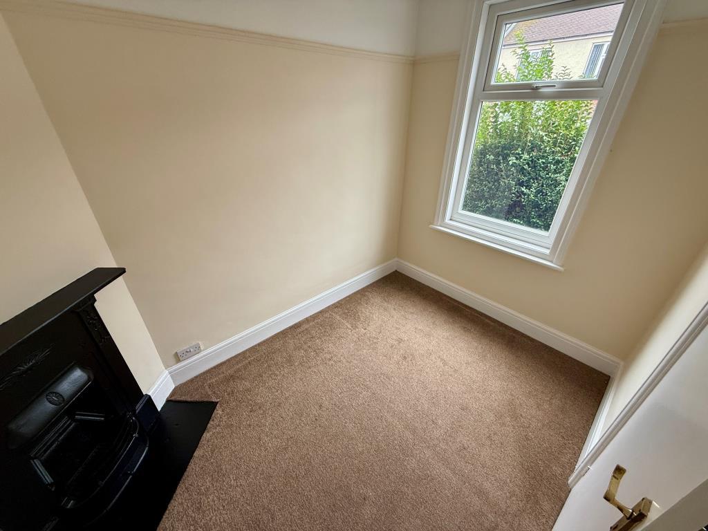 First floor flat lobby area