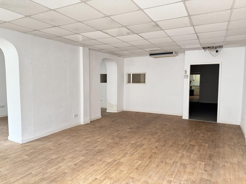 Customer trading area of 244 Kingston Road