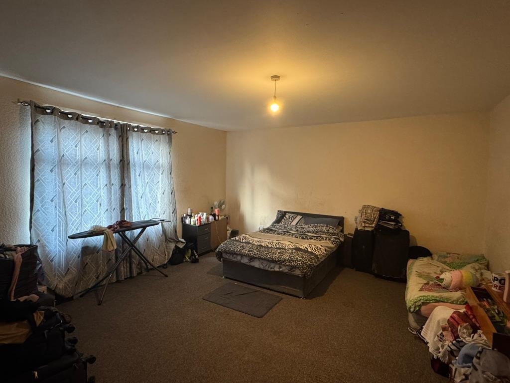 Bedroom One of 244a Kingston Road