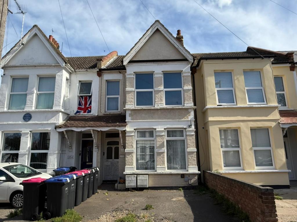 Front elevation of property